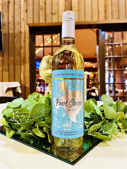 English Newsom Pinot Grigio 2023