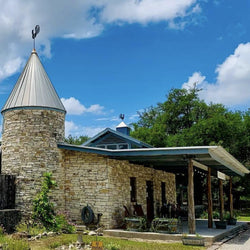 Dry Comal Creek Vineyards